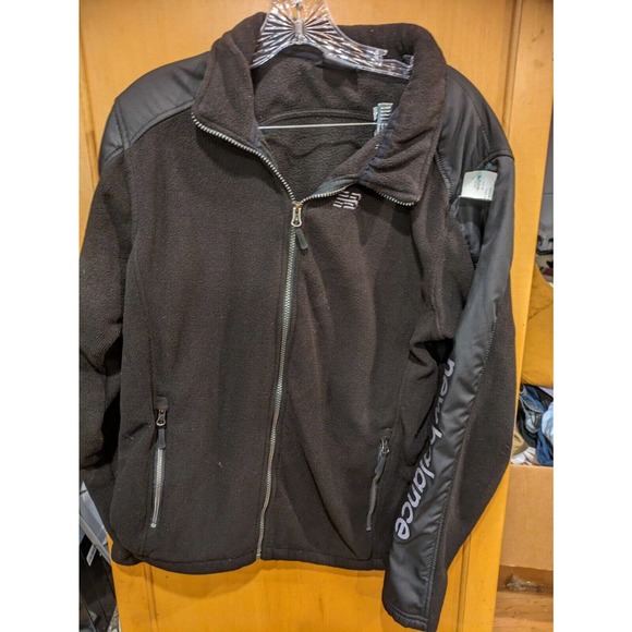 New Balance Jacket Mens Medium Black Full Zip‎ Fleece Pockets Active Running - Picture 1 of 4
